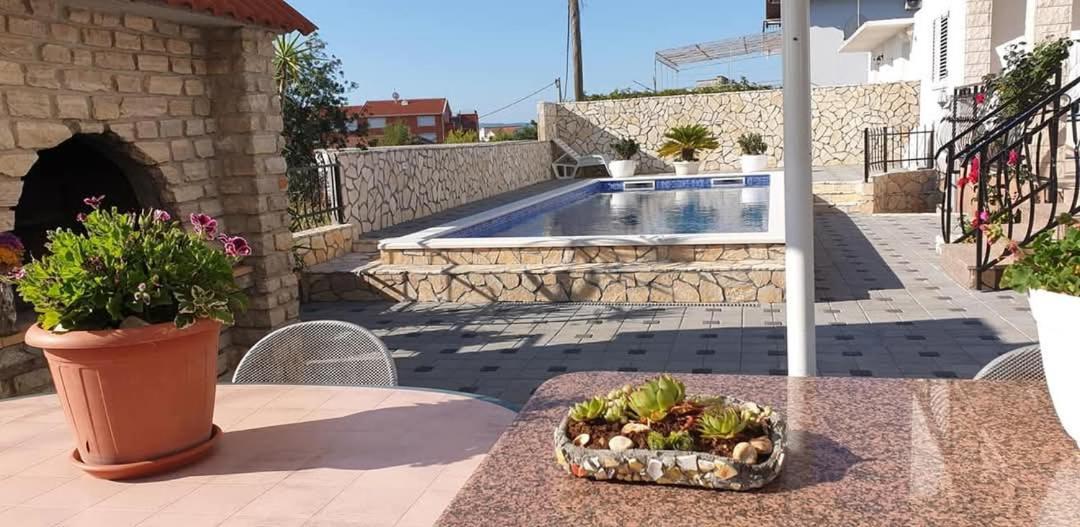 Apartments Slavica Трогир Екстериор снимка