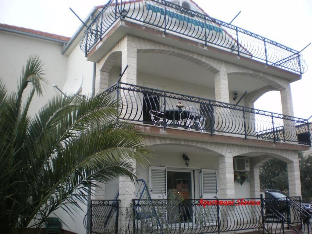 Apartments Slavica Трогир Екстериор снимка